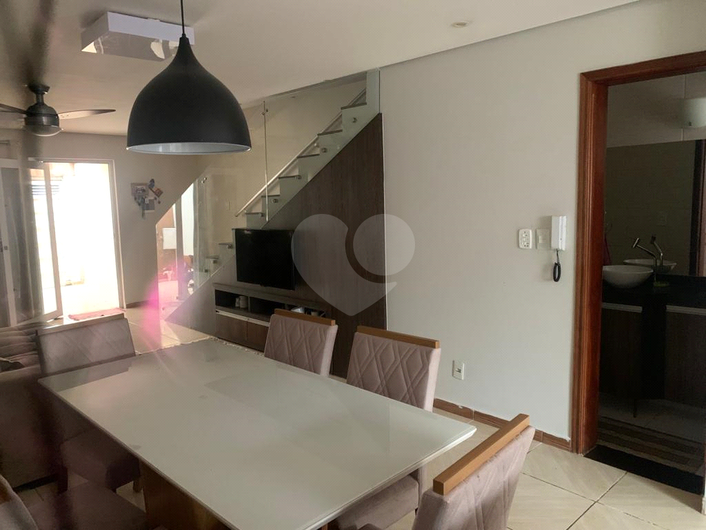 Casa à venda com 2 quartos, 168m² - Foto 6