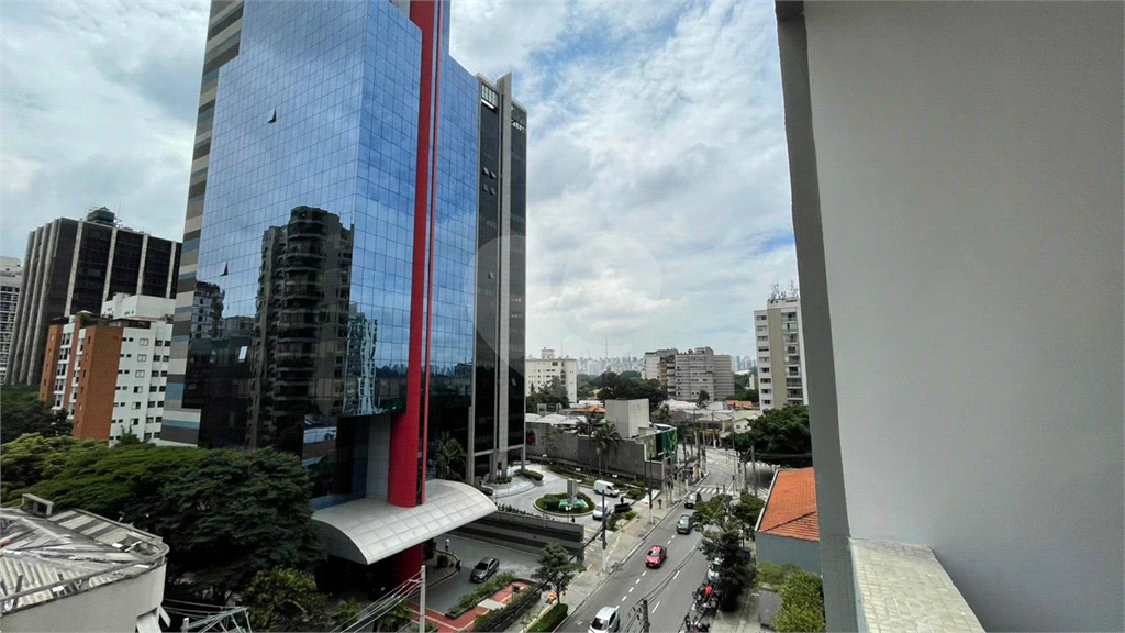 Apartamento à venda Itaim Bibi