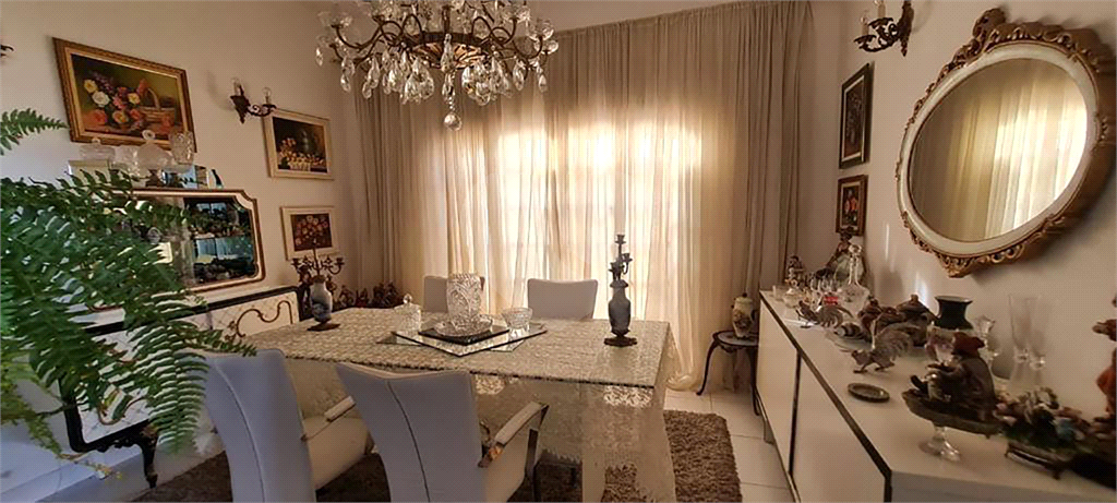 Casa à venda e aluguel com 3 quartos, 350m² - Foto 10