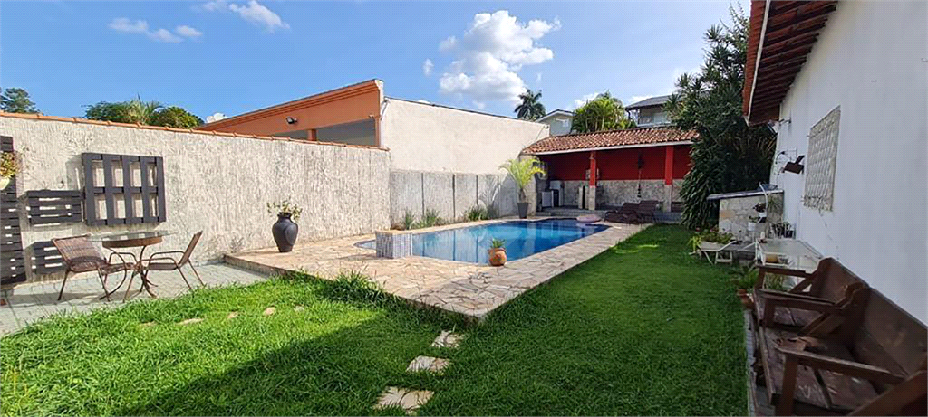 Casa à venda e aluguel com 3 quartos, 350m² - Foto 6