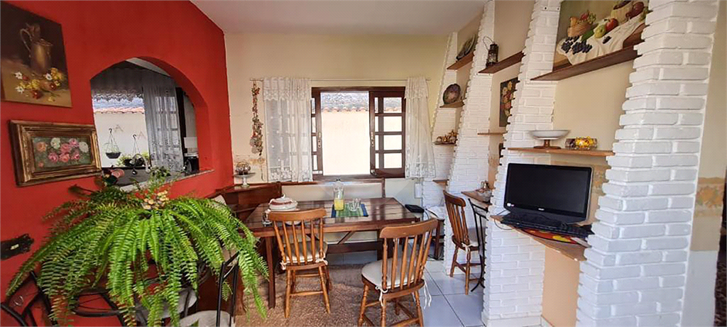 Casa à venda e aluguel com 3 quartos, 350m² - Foto 13