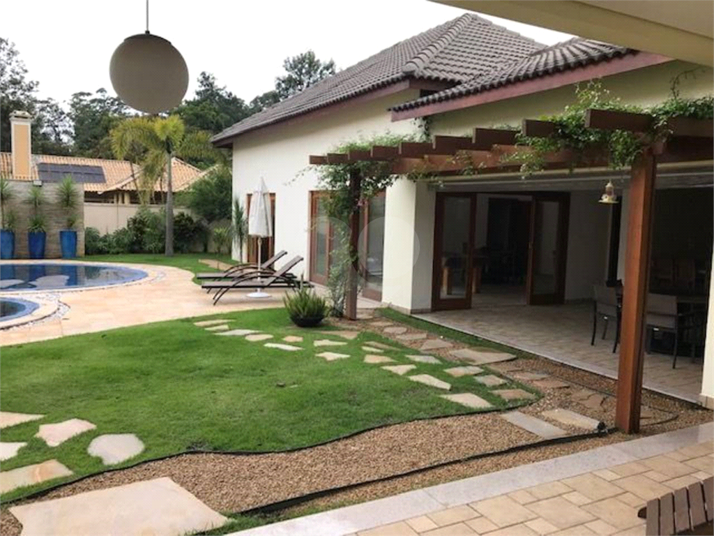 Casa de Condôminio Maravilhosa em Aldeia da Serra