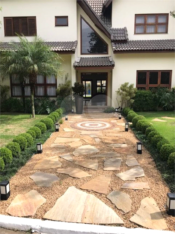 Casa de Condôminio Maravilhosa em Aldeia da Serra