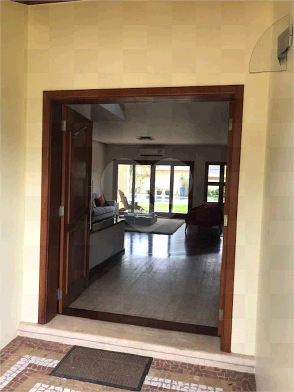 Casa de Condôminio Maravilhosa em Aldeia da Serra