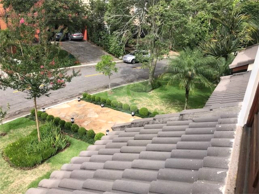 Casa de Condôminio Maravilhosa em Aldeia da Serra