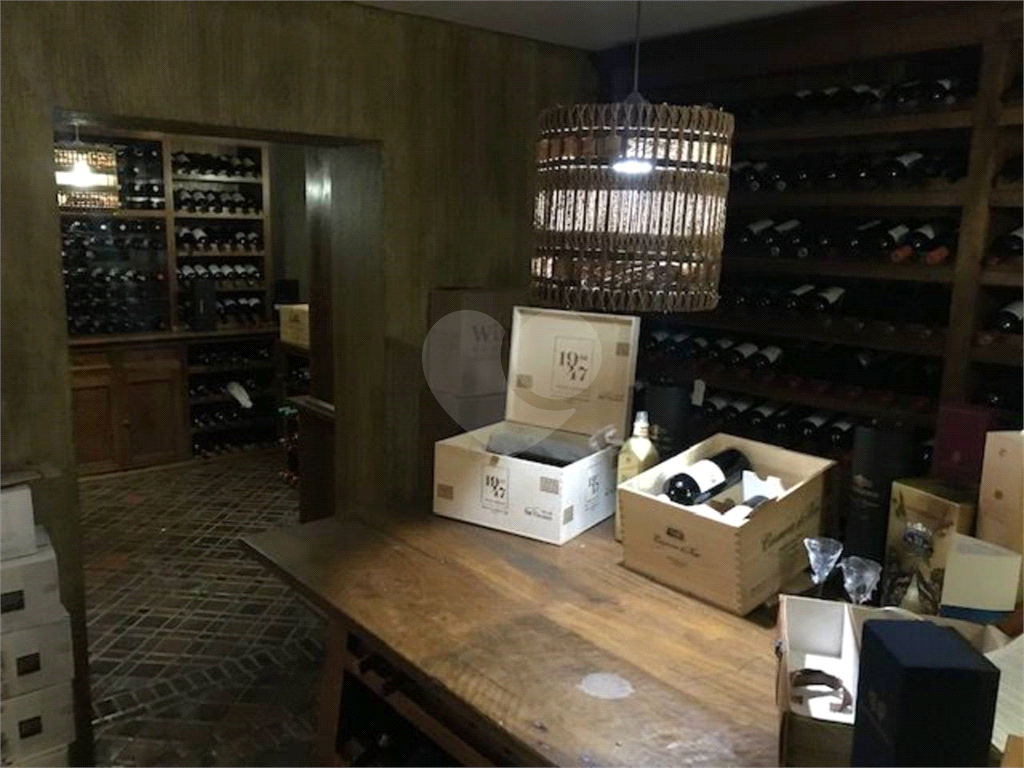 Casa de Condôminio Maravilhosa em Aldeia da Serra
