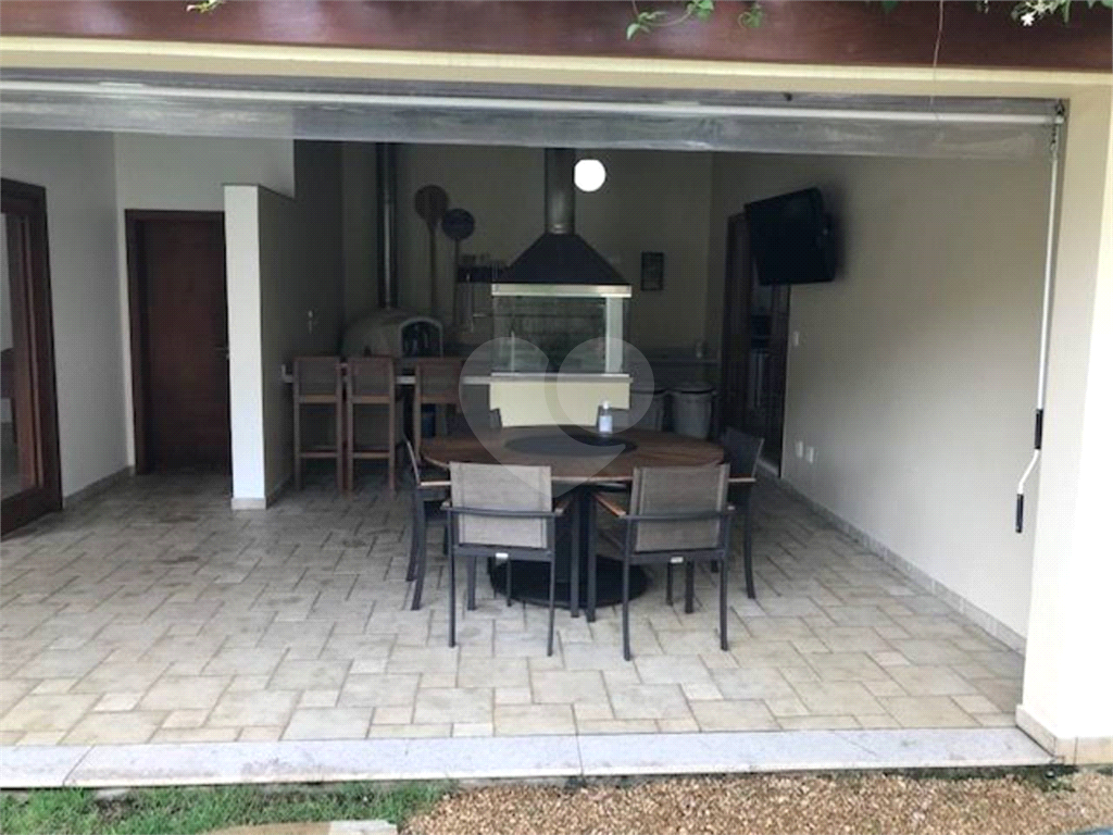 Casa de Condôminio Maravilhosa em Aldeia da Serra