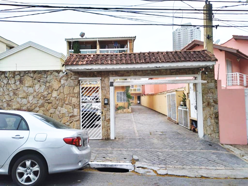 10 minutos a pé para o Metrô