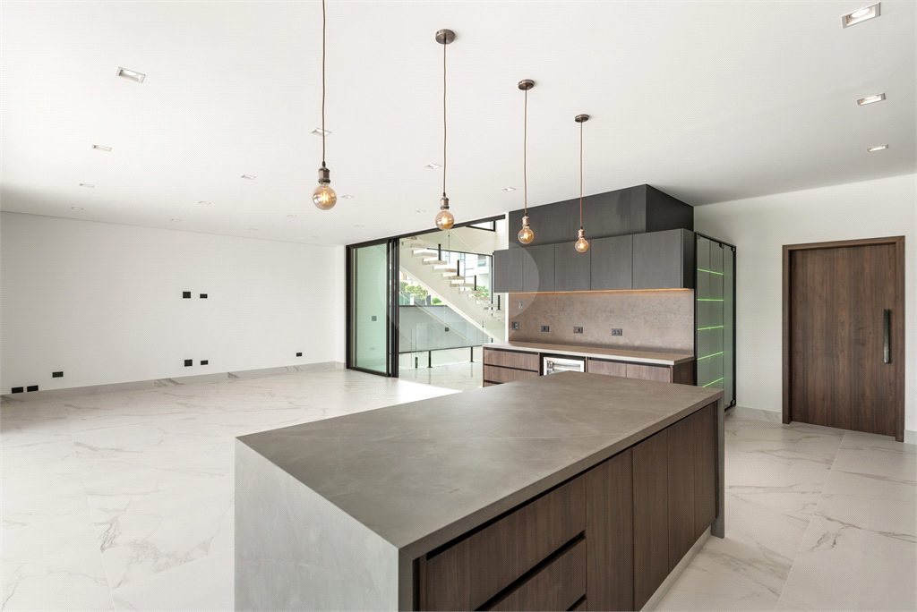 CASA MODERNA E PRONTA PARA MORAR - SAO PAULO II