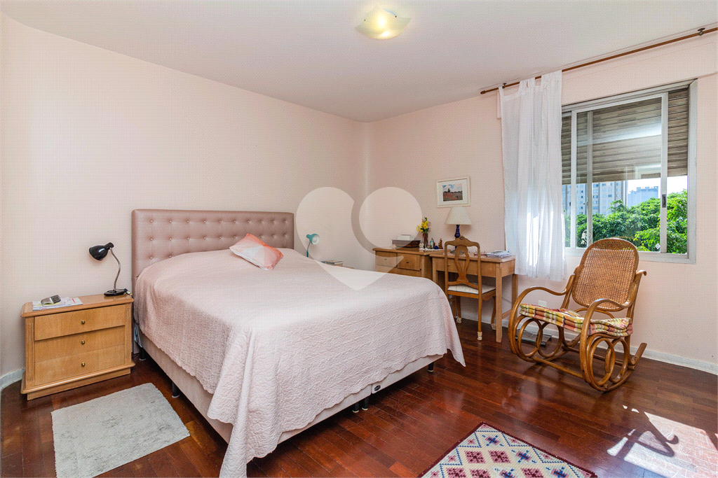 APARTAMENTO em ALTO DA BOA VISTA