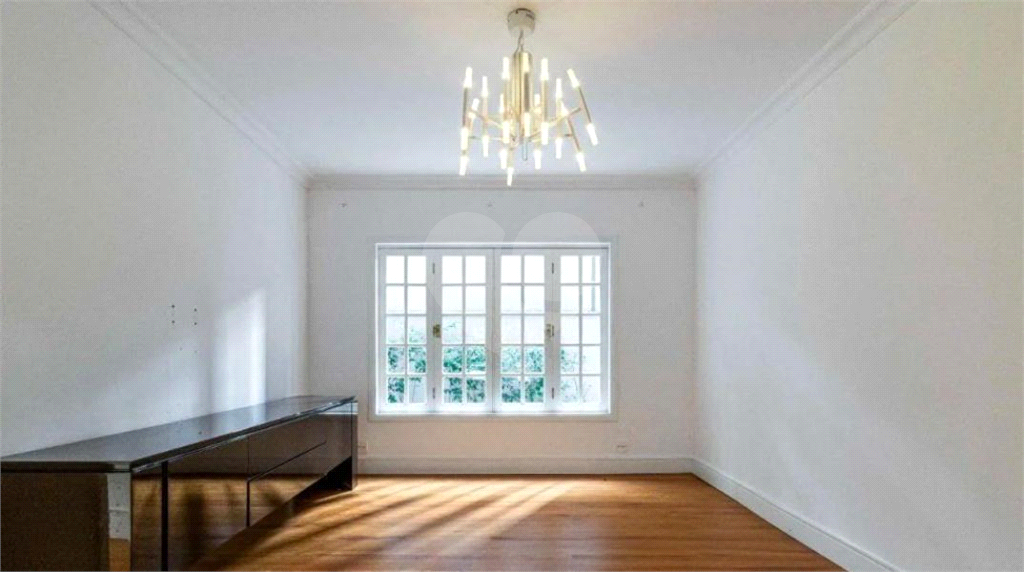 Casa para Venda e Locação no Jardim Paulistano 