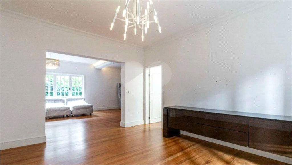 Casa para Venda e Locação no Jardim Paulistano 