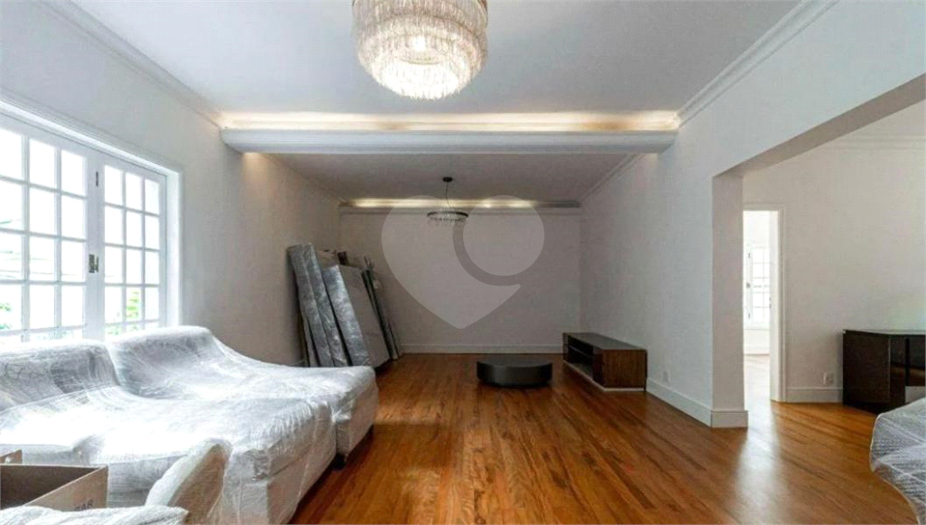 Casa para Venda e Locação no Jardim Paulistano 