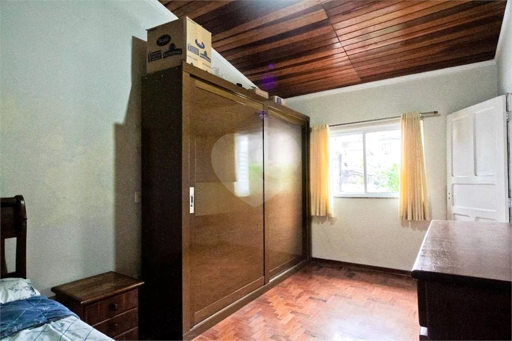 Sobrado em Santana 2 suítes e 3 vagas de garagem, quintal com Edícula  
