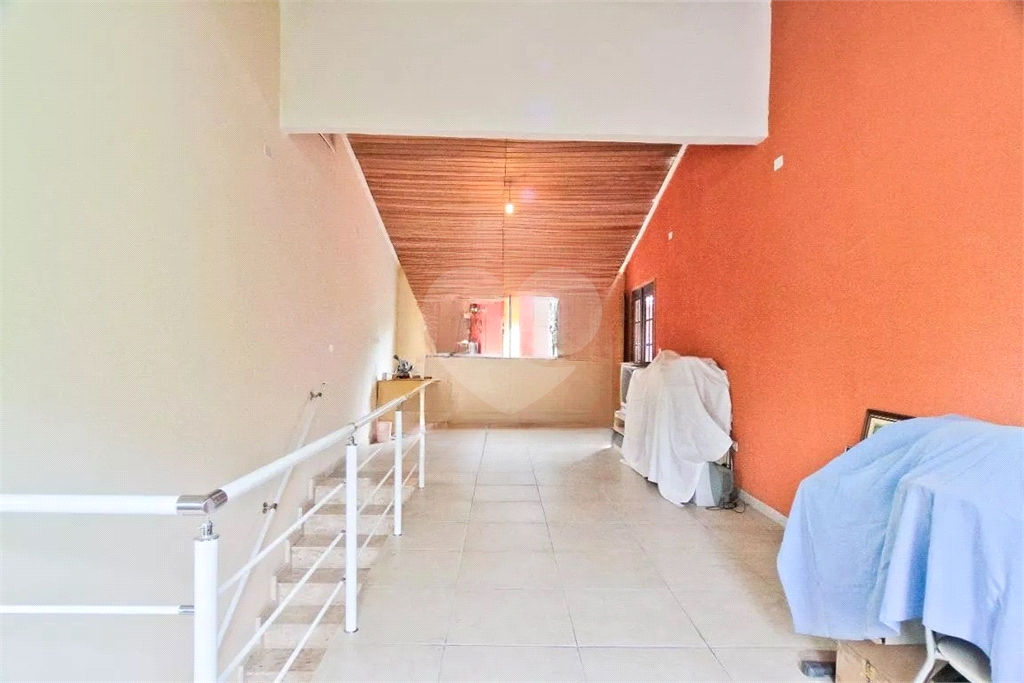 Sobrado em Santana 2 suítes e 3 vagas de garagem, quintal com Edícula  
