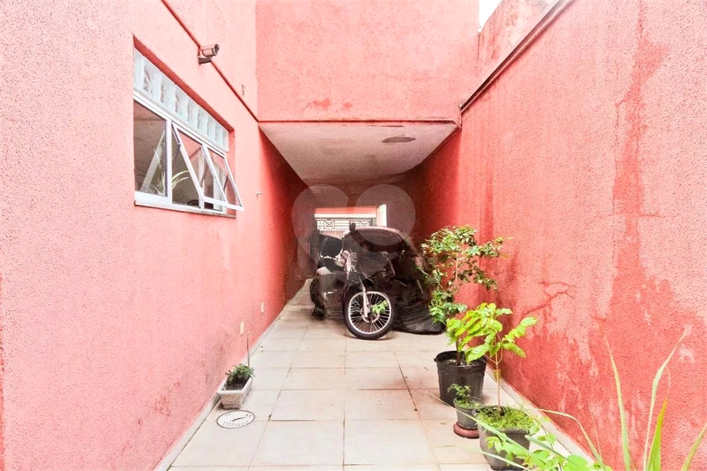 Sobrado em Santana 2 suítes e 3 vagas de garagem, quintal com Edícula  