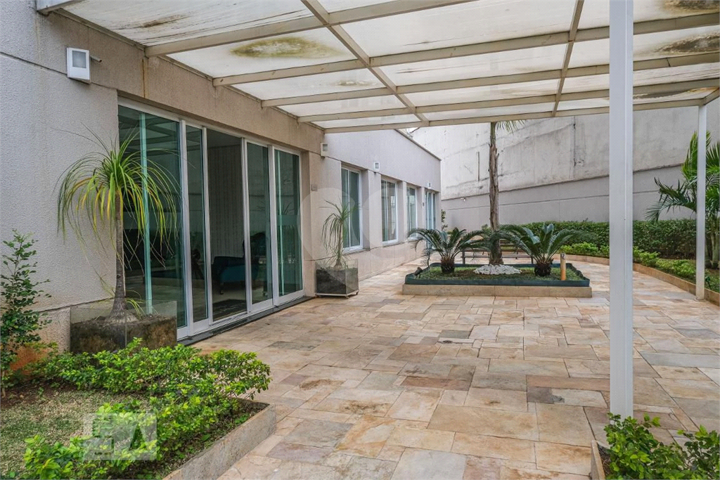 APARTAMENTO NA SANTA TERESINHA DE 81M2 DE 2 DORMITÓRIOS, 1 SUÍTE, VARANDA GOURMET, 2 VAGAS + DEPO
