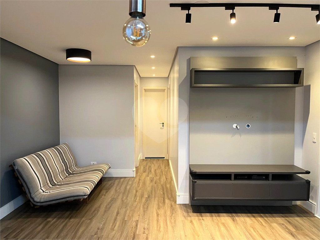 APARTAMENTO NA SANTA TERESINHA DE 81M2 DE 2 DORMITÓRIOS, 1 SUÍTE, VARANDA GOURMET, 2 VAGAS + DEPO