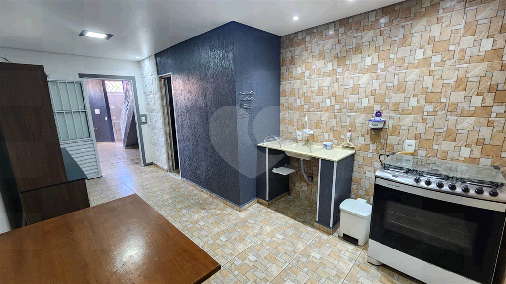 Casa à venda com 3 quartos, 182m² - Foto 11