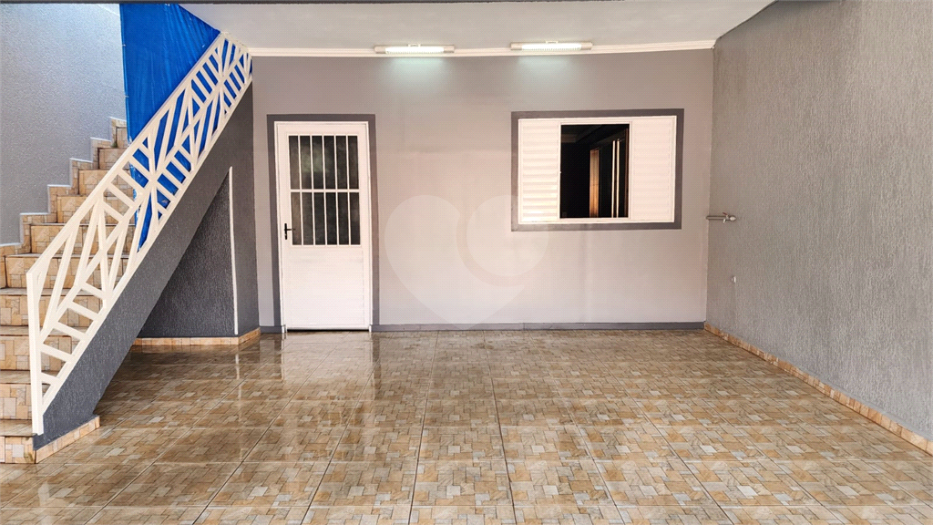 Casa à venda com 3 quartos, 182m² - Foto 3