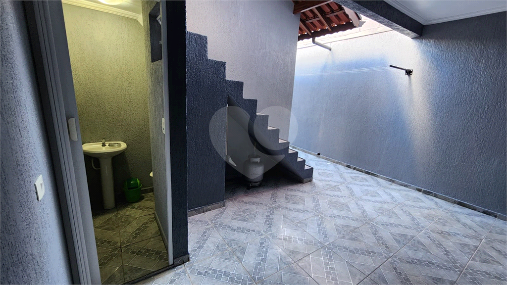 Casa à venda com 3 quartos, 182m² - Foto 32