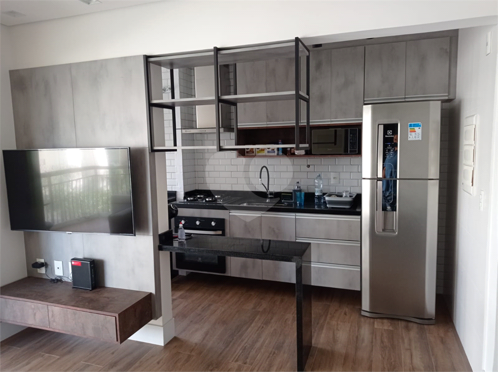APTO COM VARANDA GOURMET  E MOVEIS PLANEJADOS 