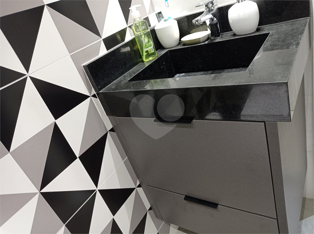 APTO COM VARANDA GOURMET  E MOVEIS PLANEJADOS 
