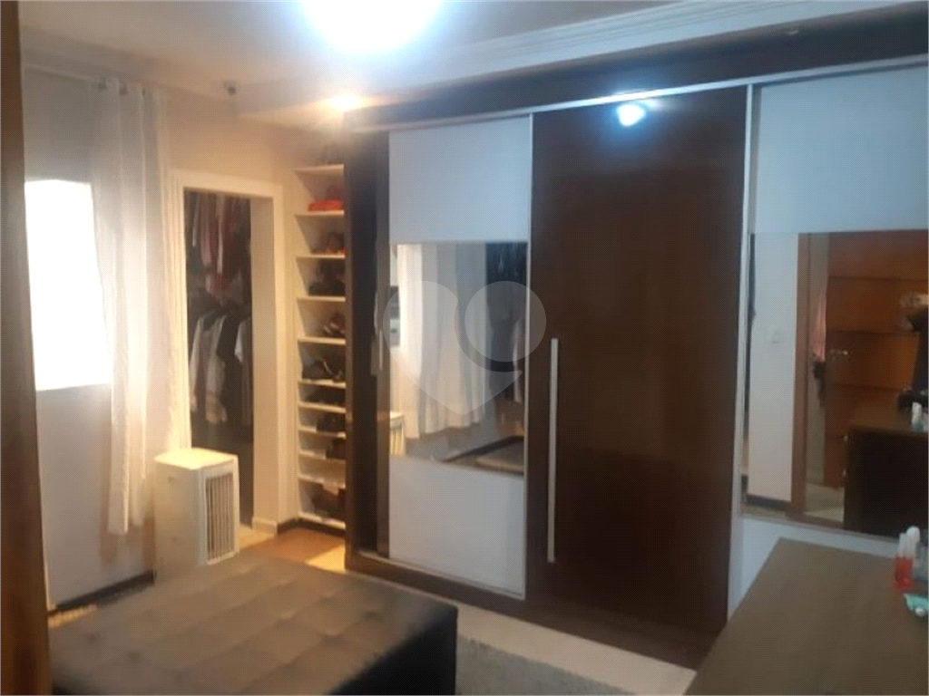 Casa à venda com 3 quartos, 250m² - Foto 32
