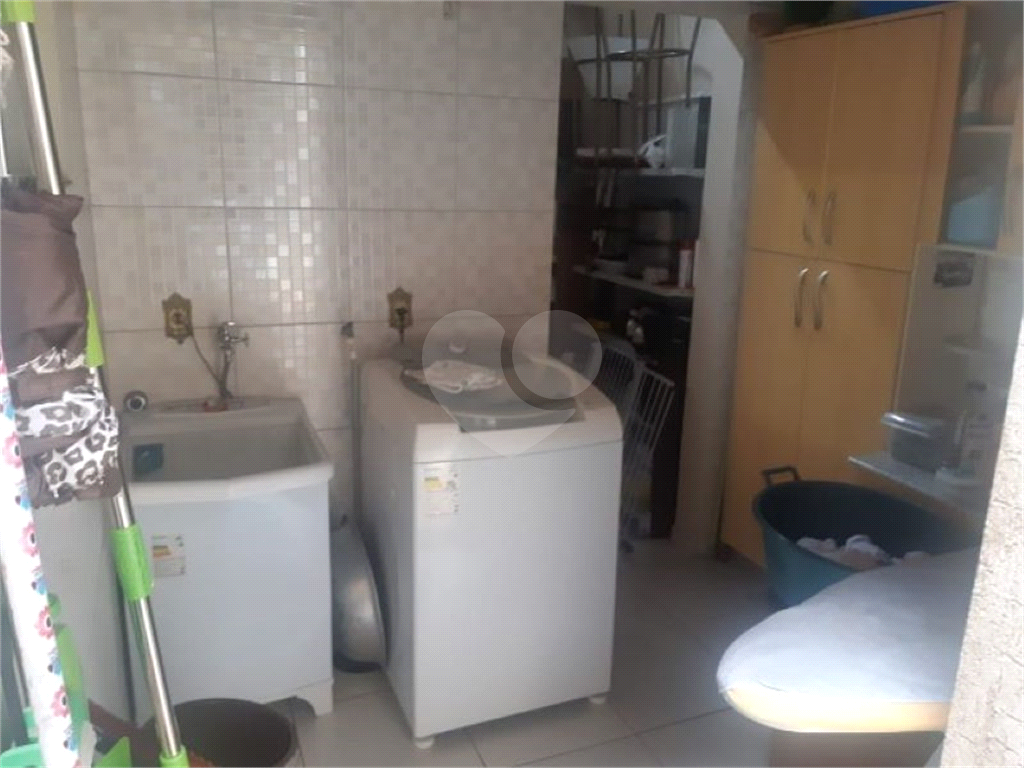 Casa à venda com 3 quartos, 250m² - Foto 22