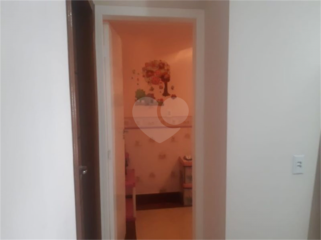 Casa à venda com 3 quartos, 250m² - Foto 23