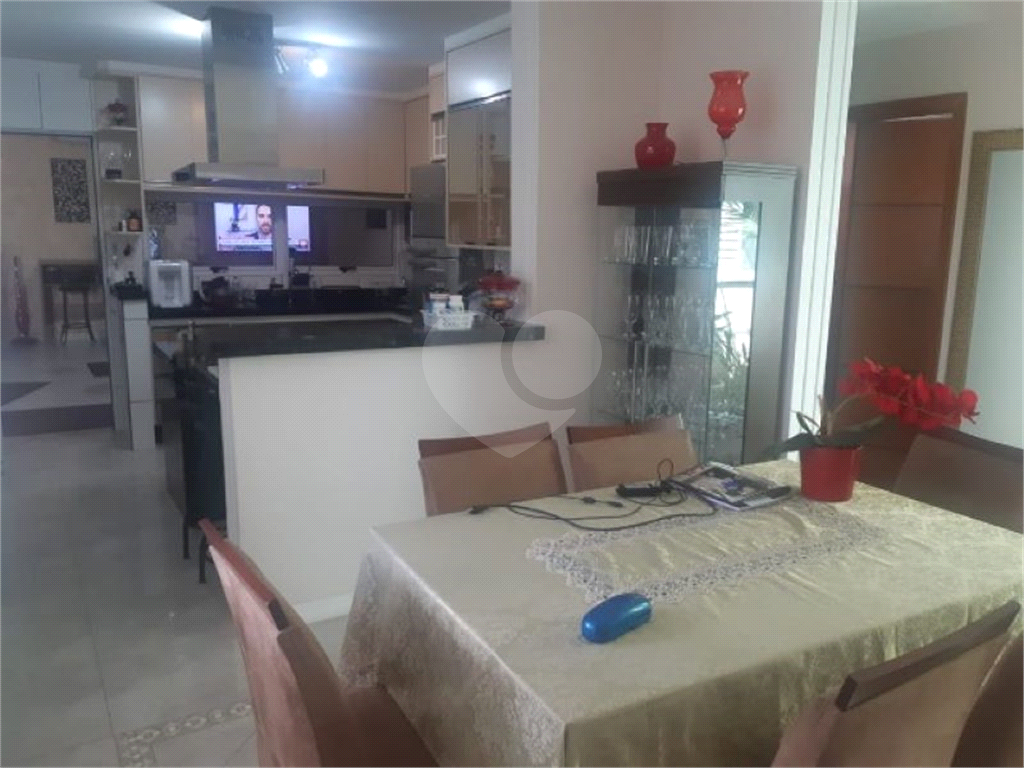 Casa à venda com 3 quartos, 250m² - Foto 13