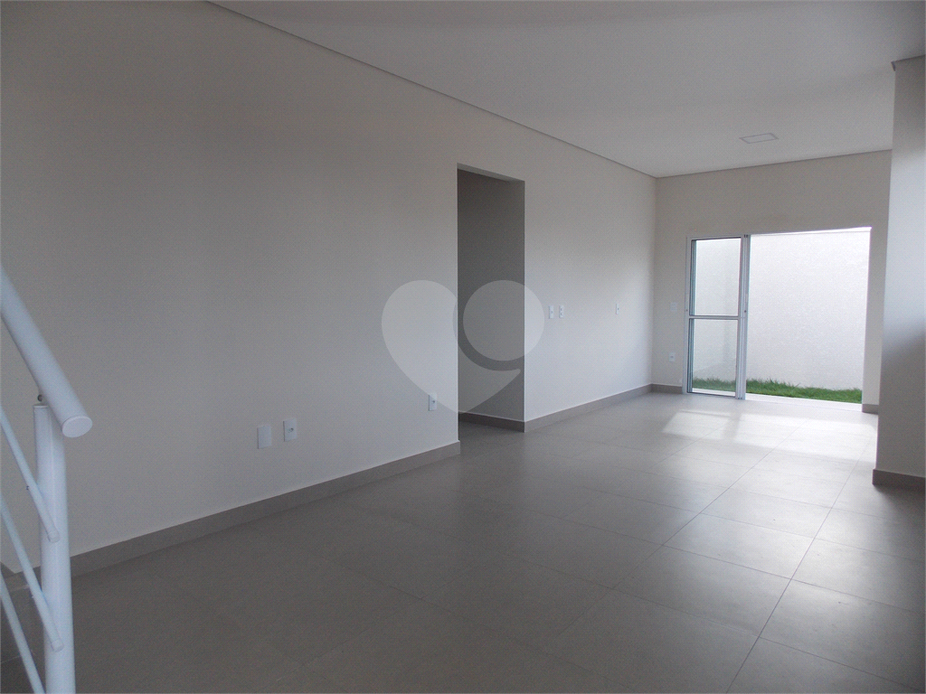 Sobrado à venda com 4 quartos, 132m² - Foto 3