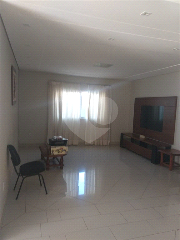 Casa à venda com 4 quartos, 450m² - Foto 21