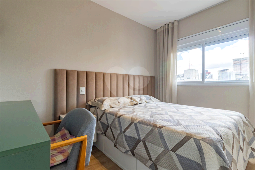 Apartamento - Perdizes - 2 Dormitórios - 67 m²