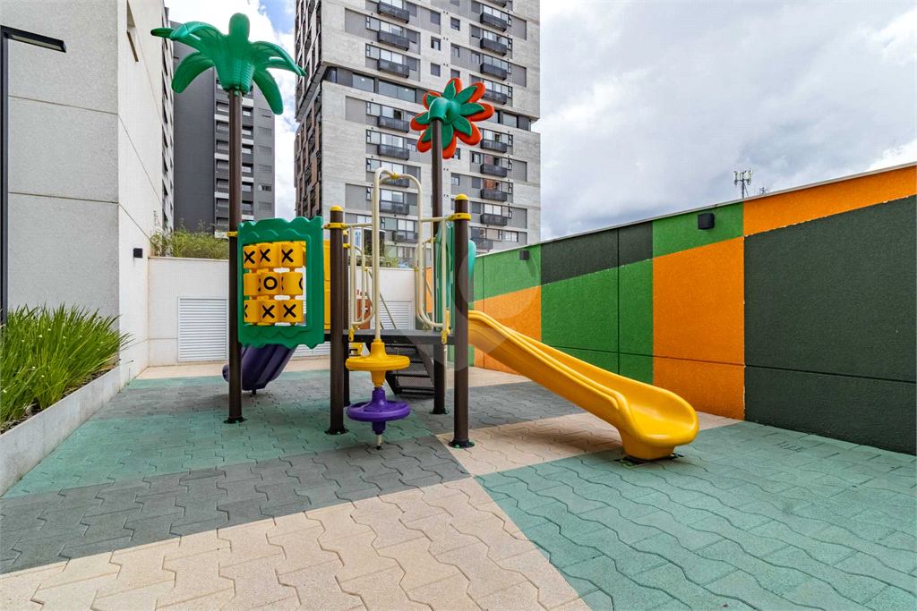 Apartamento - Perdizes - 2 Dormitórios - 67 m²