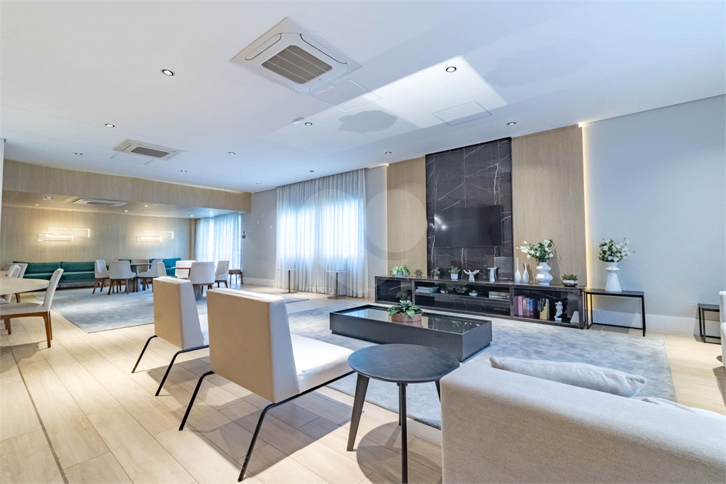 Apartamento - Perdizes - 2 Dormitórios - 67 m²