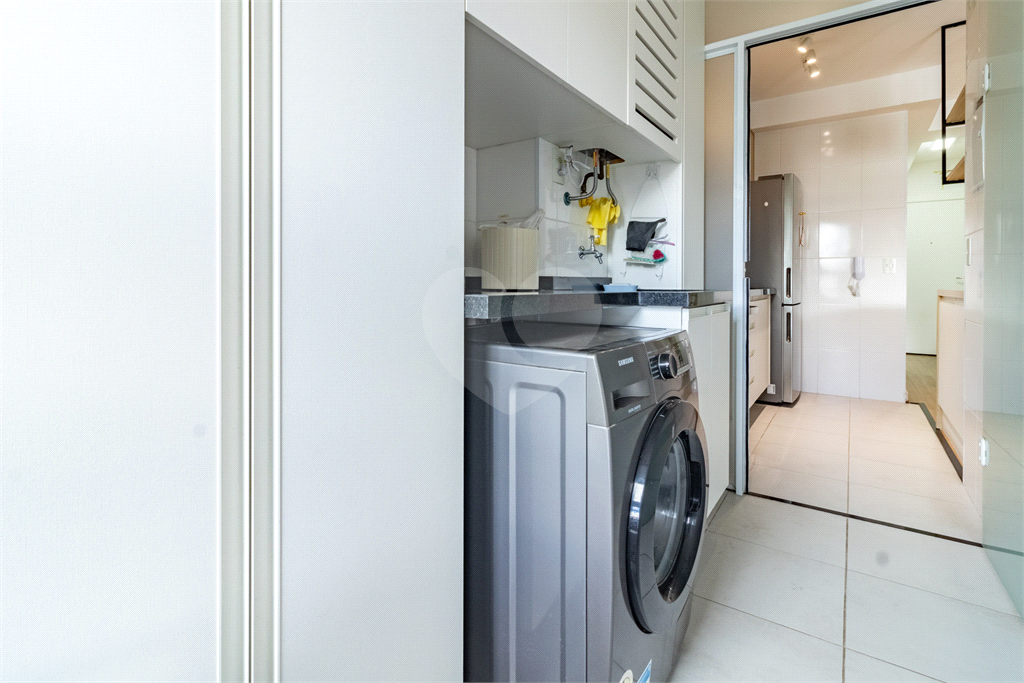 Apartamento - Perdizes - 2 Dormitórios - 67 m²