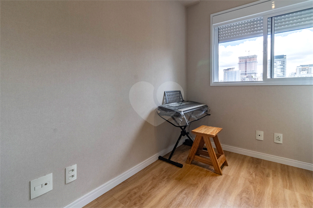 Apartamento - Perdizes - 2 Dormitórios - 67 m²