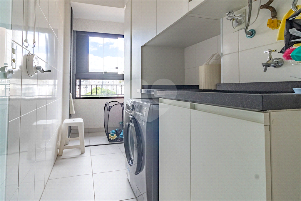 Apartamento - Perdizes - 2 Dormitórios - 67 m²