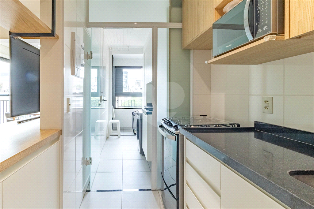 Apartamento - Perdizes - 2 Dormitórios - 67 m²