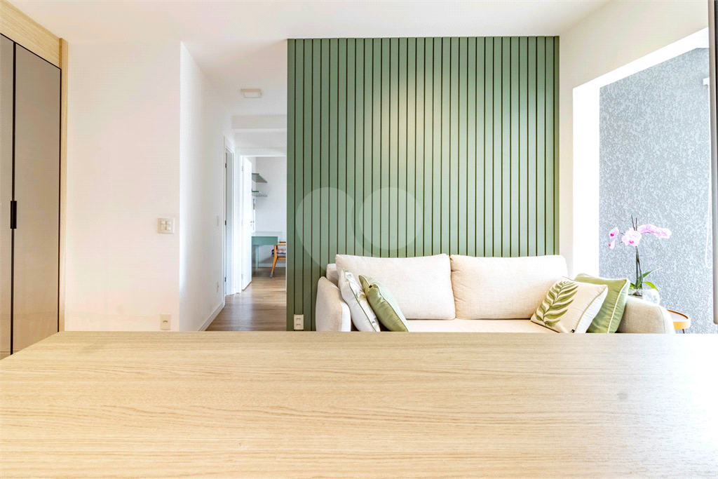 Apartamento - Perdizes - 2 Dormitórios - 67 m²