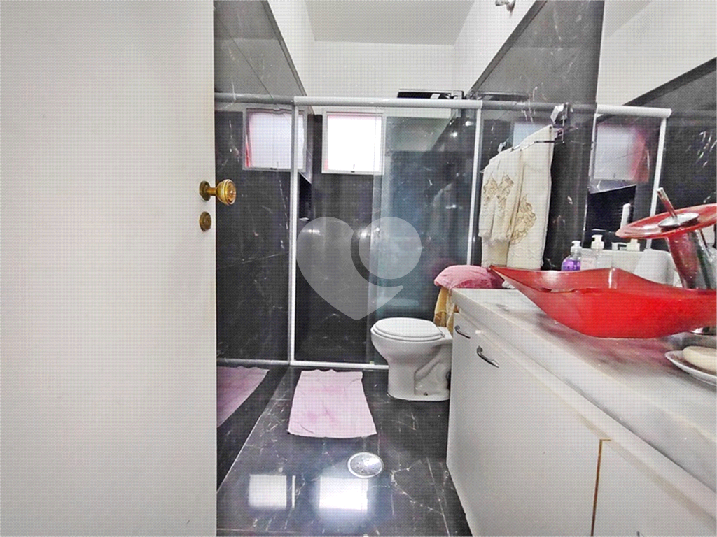  Casa à Venda no Horto Florestal | 180 m² | 3 Dormitórios (2 Suítes) | 4 Vagas! 