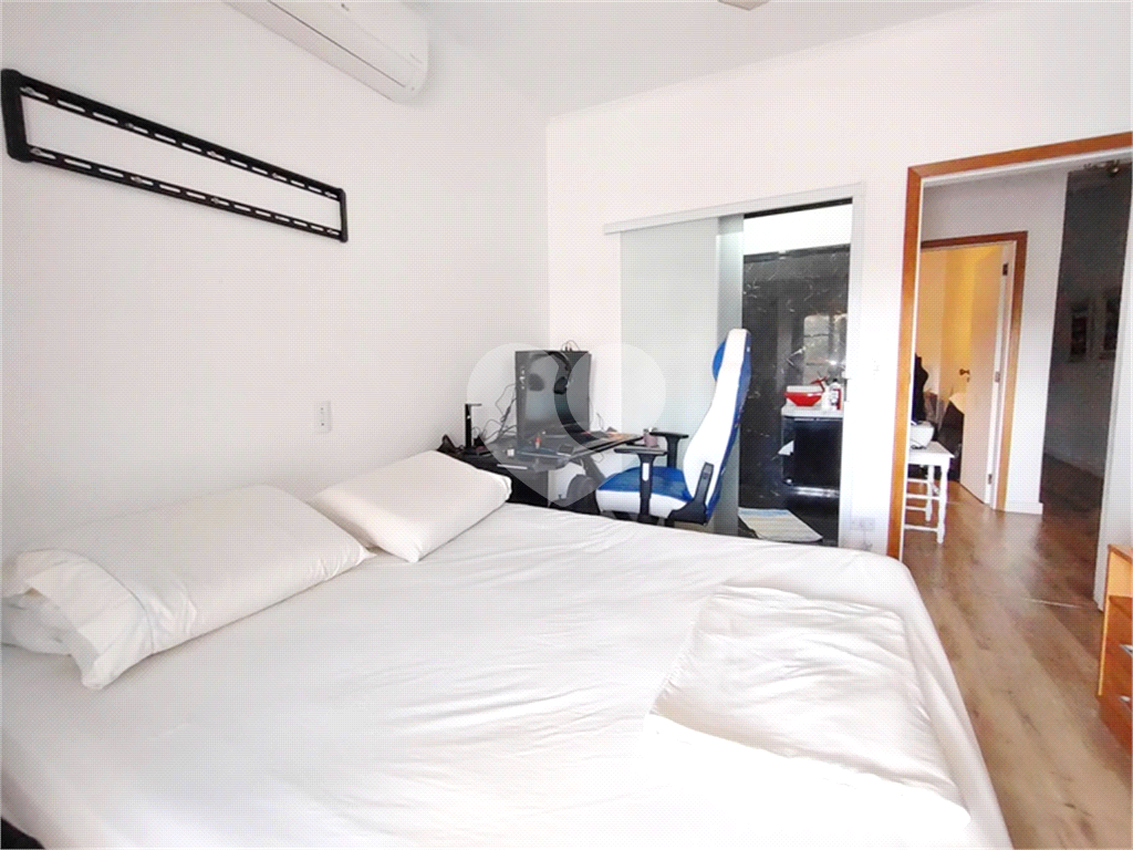  Casa à Venda no Horto Florestal | 180 m² | 3 Dormitórios (2 Suítes) | 4 Vagas! 