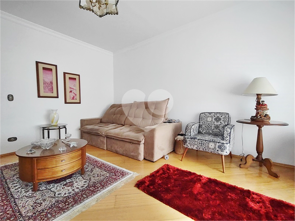  Casa à Venda no Horto Florestal | 180 m² | 3 Dormitórios (2 Suítes) | 4 Vagas! 