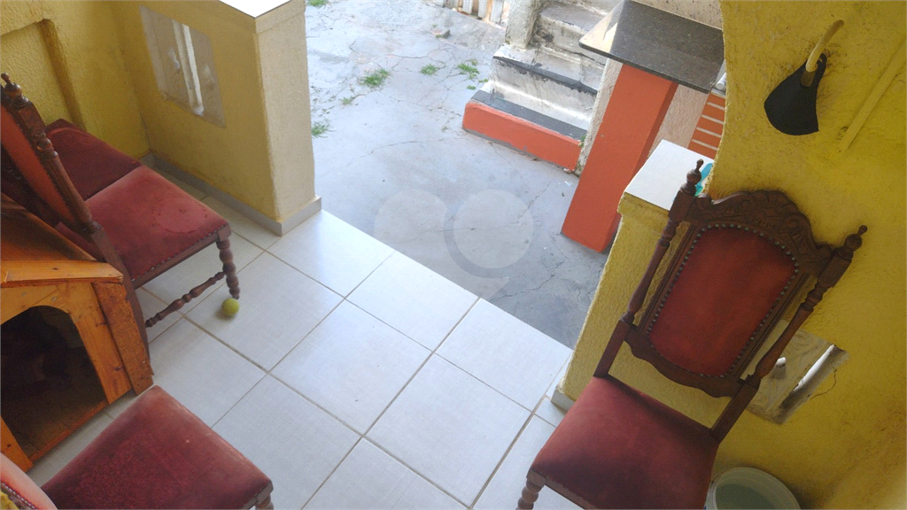 Casa térrea na Vila Medeiros  terreno de  7,5x24 Boa opção para construir do zero