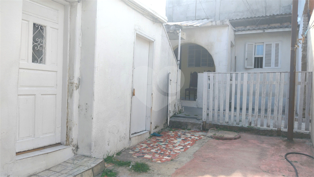 Casa térrea na Vila Medeiros  terreno de  7,5x24 Boa opção para construir do zero