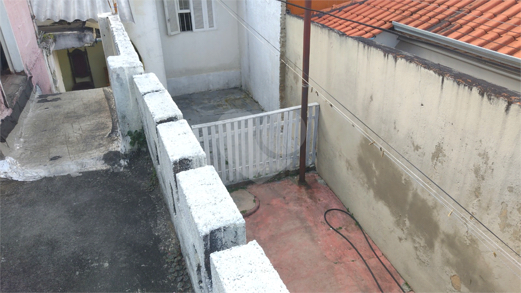 Casa térrea na Vila Medeiros  terreno de  7,5x24 Boa opção para construir do zero