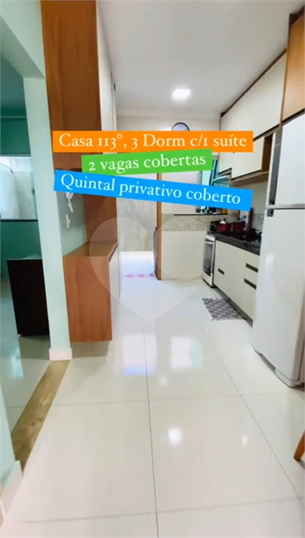 Casa à venda com 3 quartos, 113m² - Foto 1