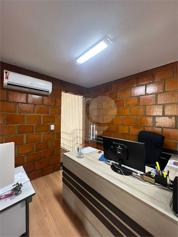 Depósito-Galpão-Armazém à venda, 202m² - Foto 10