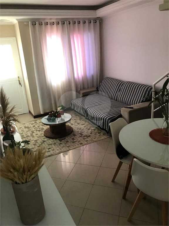 CONDOMÍNIO em JARDIM JARAGUÁ
